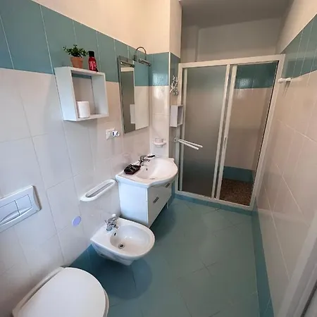 Pensjonat Realestate Affittacamere Alloggio Valentina