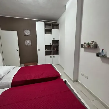 Pensjonat Realestate Affittacamere Alloggio Valentina Cagliari