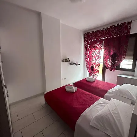 Realestate Affittacamere Alloggio Valentina Pensjonat *
